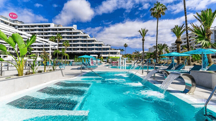 Spring Hotel Bitacora